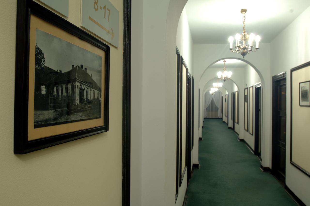 Hotel "Zajazd Napoleonski" Warsaw Luaran gambar