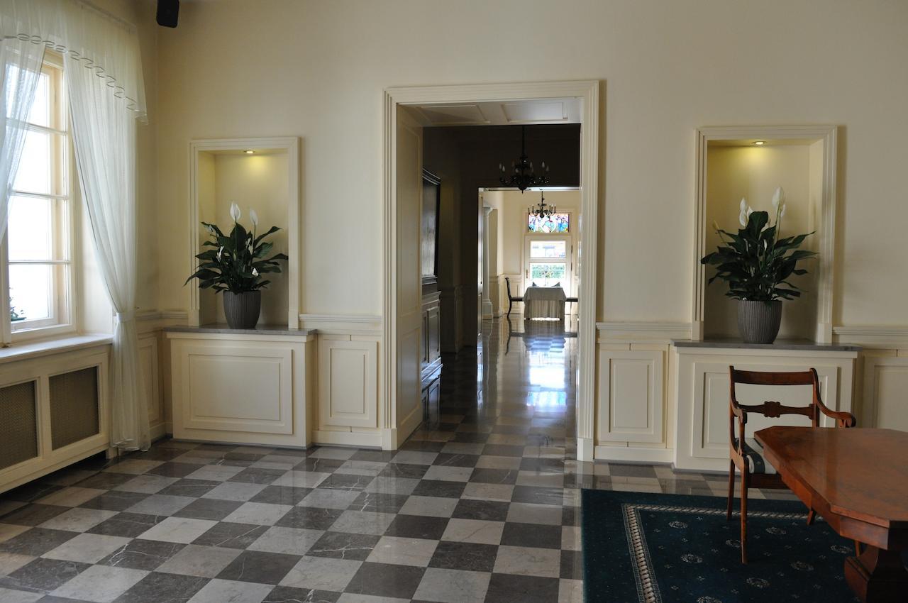 Hotel "Zajazd Napoleonski" Warsaw Luaran gambar