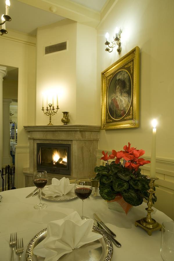 Hotel "Zajazd Napoleonski" Warsaw Luaran gambar